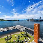 Waterfront Fjord View, Office, 2 Bedroom Lux