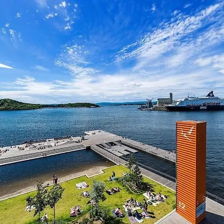 Waterfront Fjord View, Office, 2 Bedroom Lux