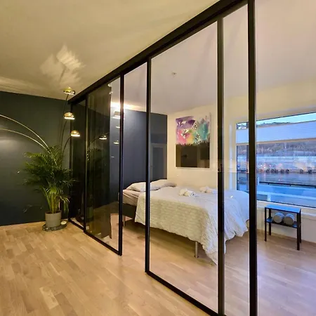 Waterfront Fjord View, Office, 2 Bedroom Lux 公寓 *