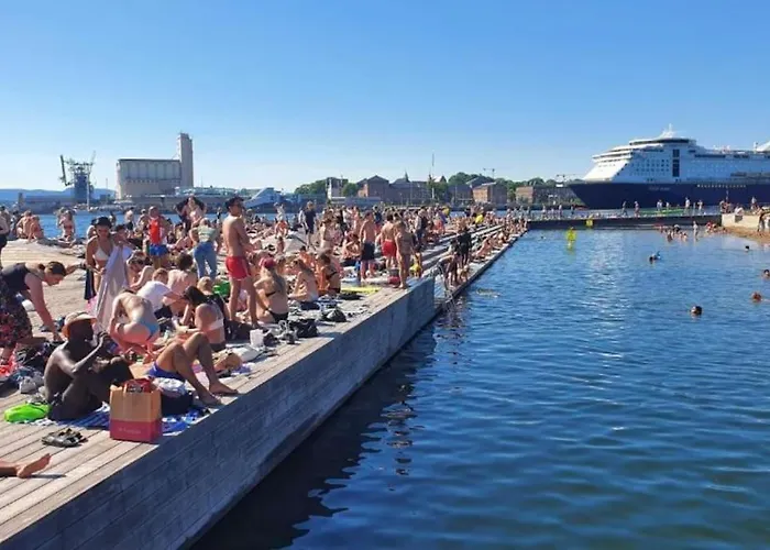 Waterfront Fjord View, Office, 2 Bedroom Lux *