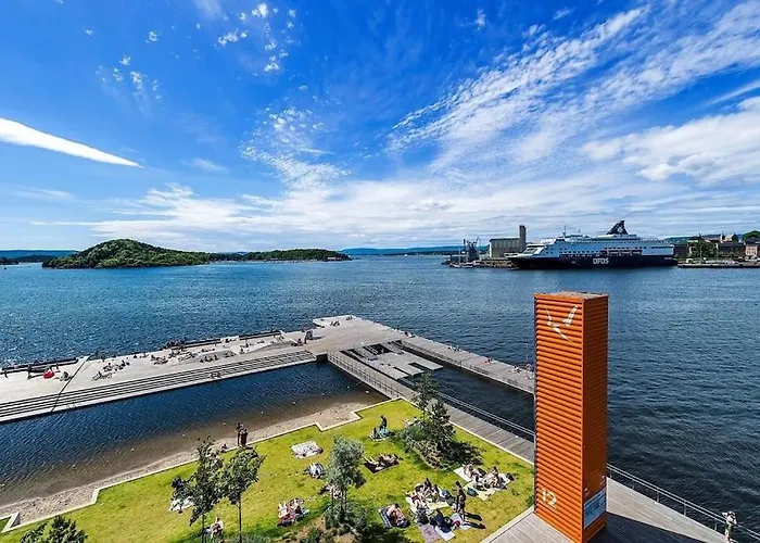 Waterfront Fjord View, Office, 2 Bedroom Lux