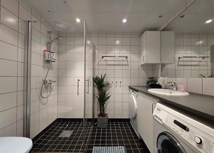 Waterfront Fjord View, Office, 2 Bedroom Lux