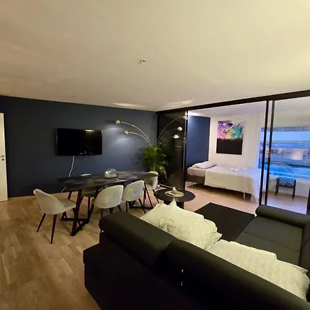 شقة Waterfront Fjord View, Office, 2 Bedroom Lux